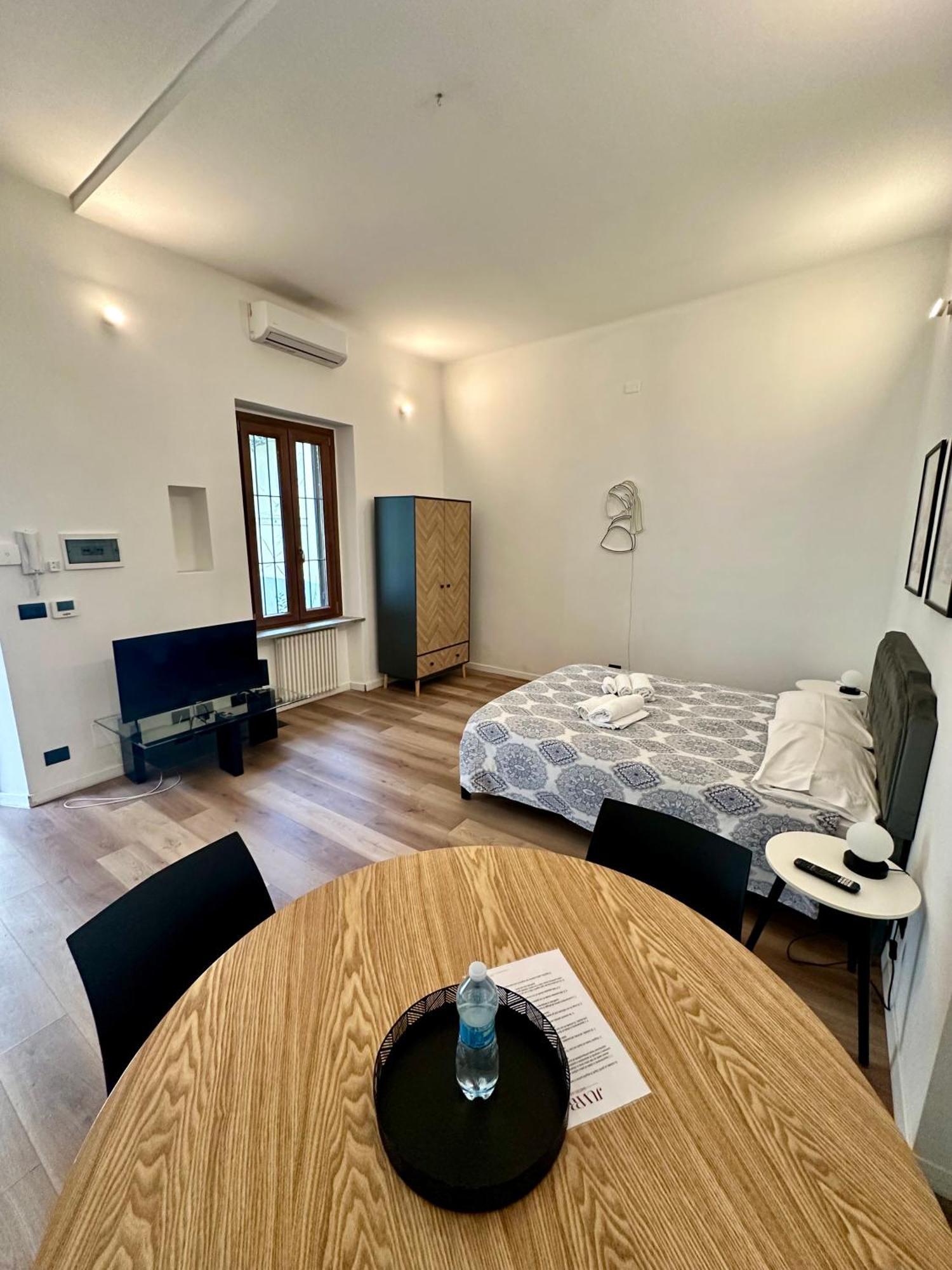 Casa Mantova - Vicino Al Campus Apartment Turin Ngoại thất bức ảnh
